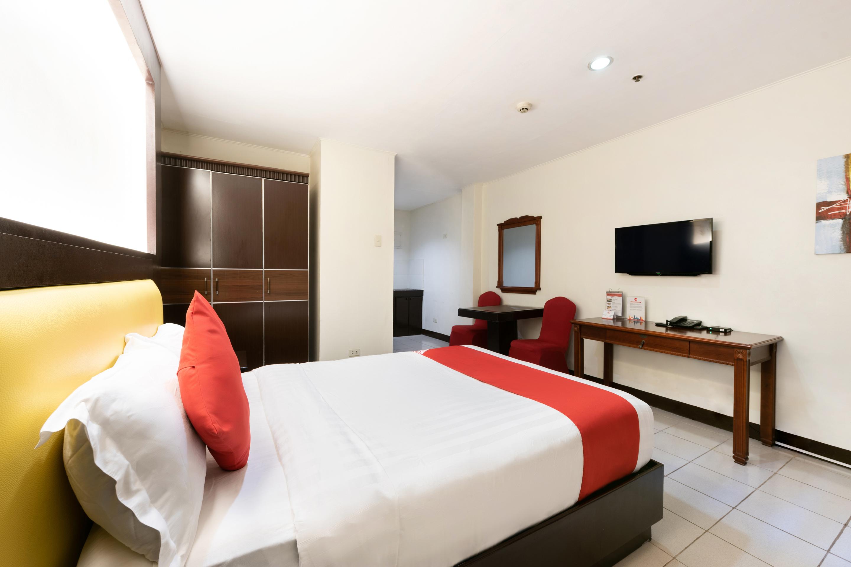 Oyo 115 Northridge Mansions Hotel 3*