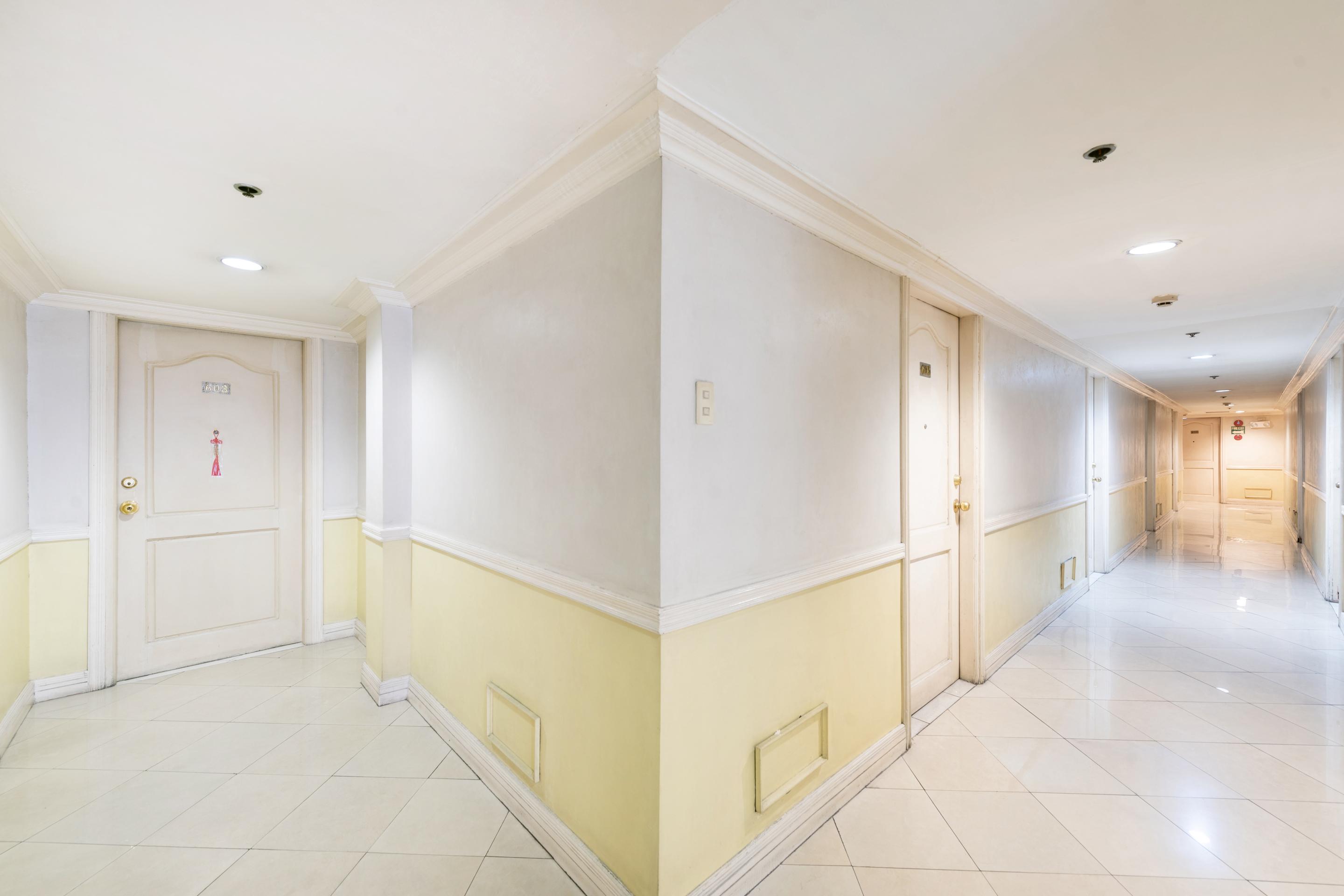 Oyo 115 Northridge Mansions 3*