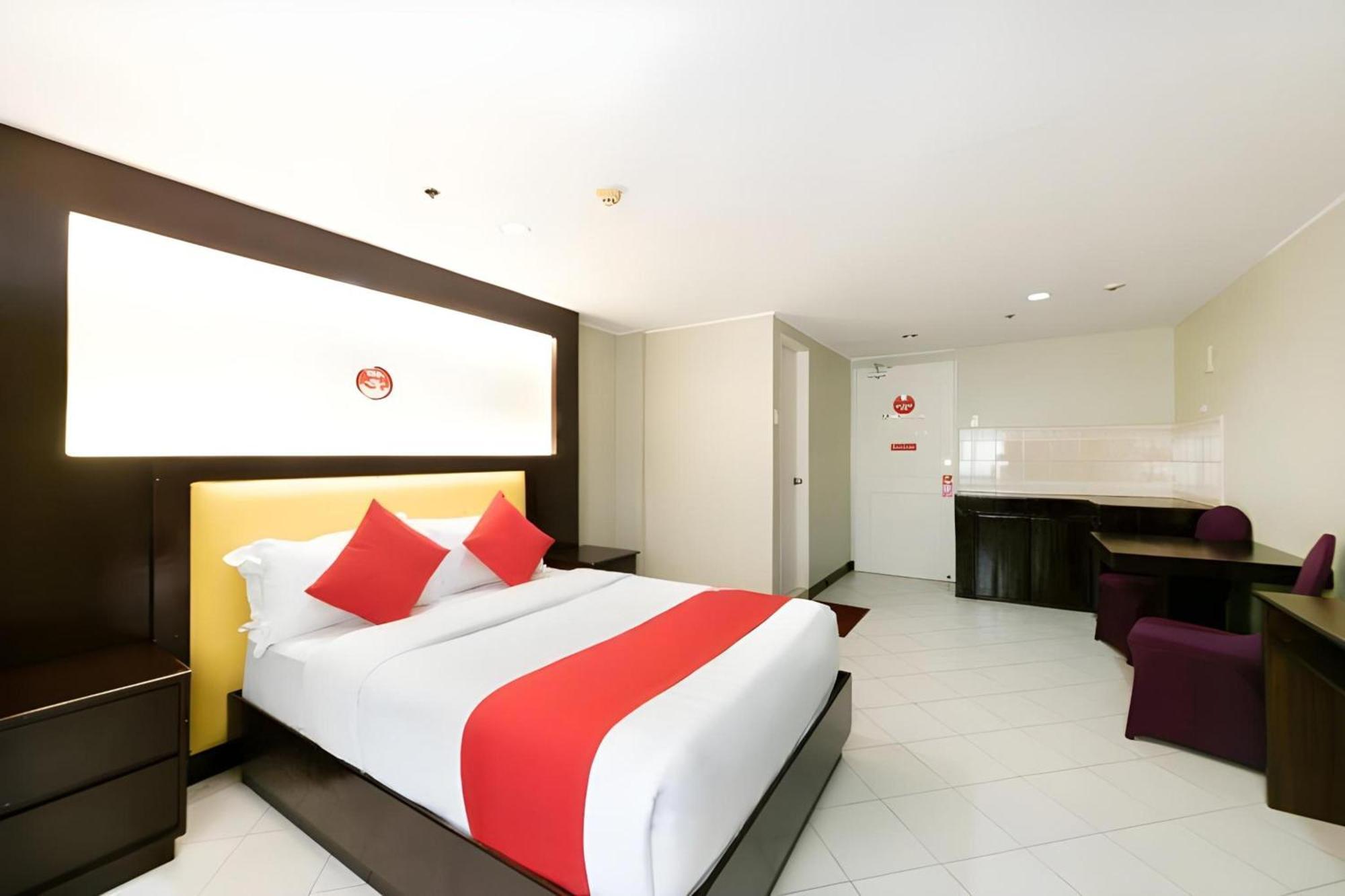 Oyo 115 Northridge Mansions Hotel