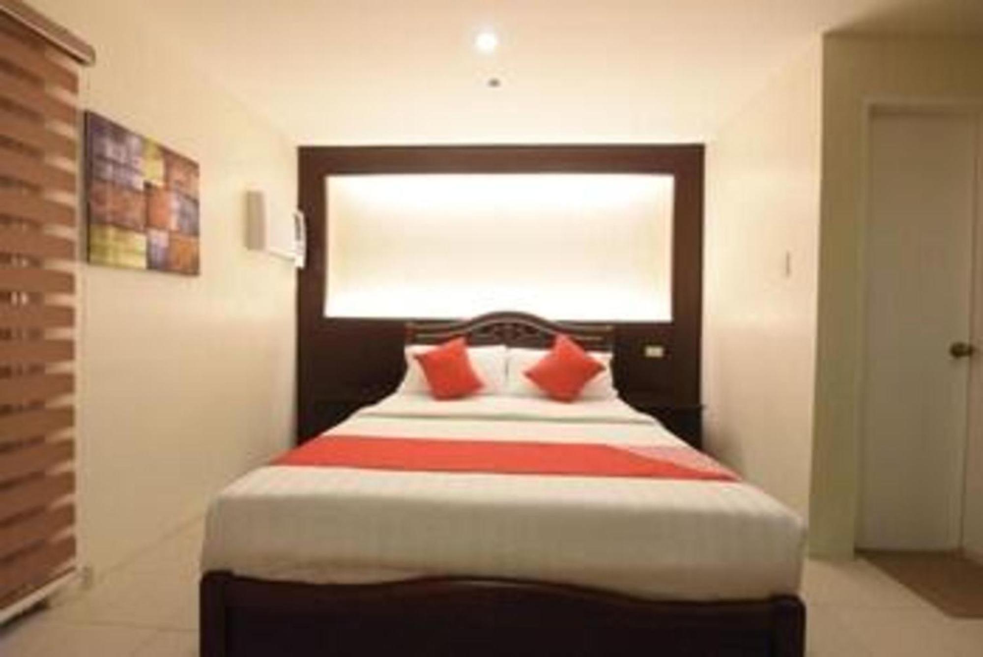 Oyo 115 Northridge Mansions Hotel Quezon City