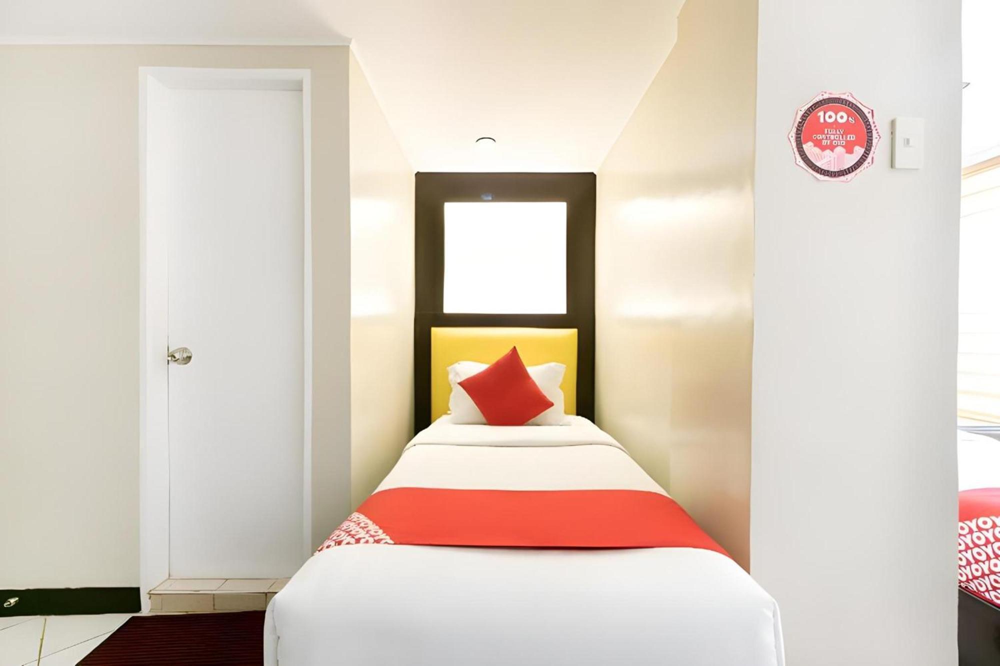 Oyo 115 Northridge Mansions 3*