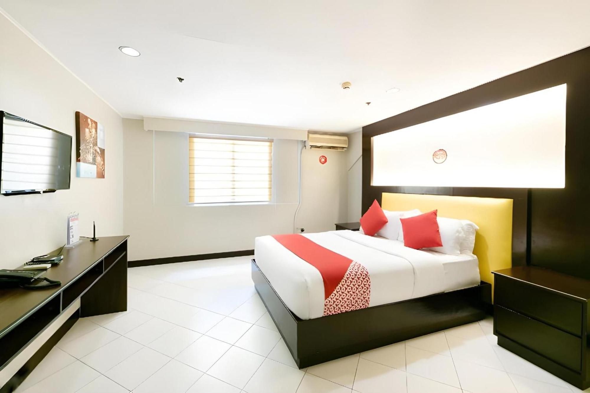 Hotel Oyo 115 Northridge Mansions