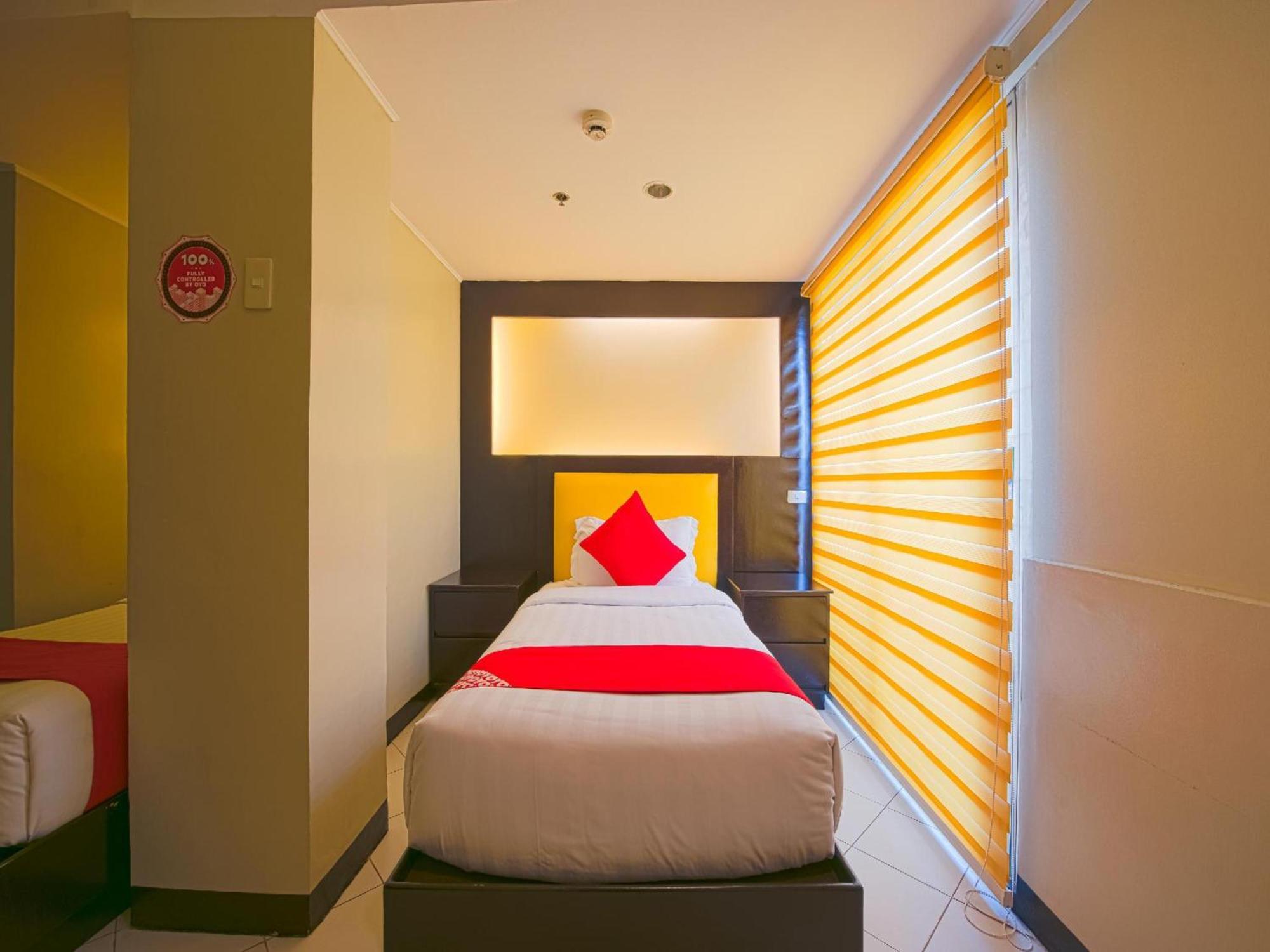 Oyo 115 Northridge Mansions Hotel Quezon City